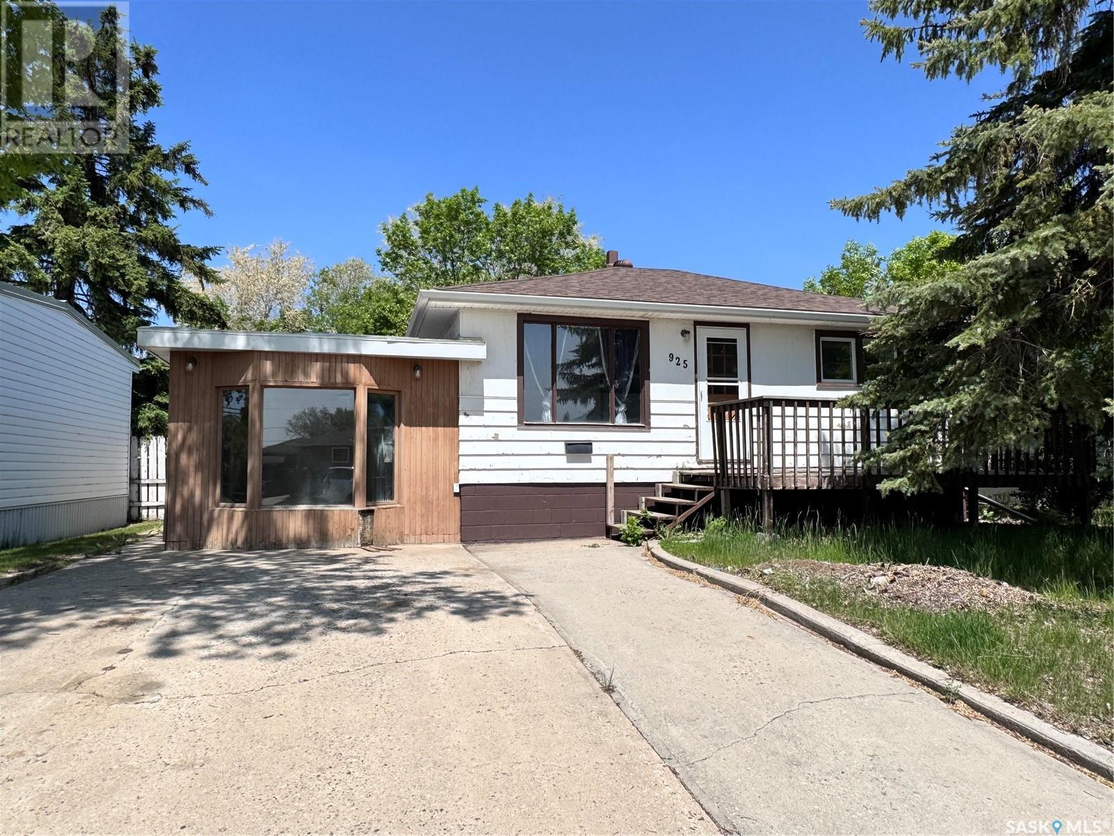 925 Isabelle STREET Property Photo 1