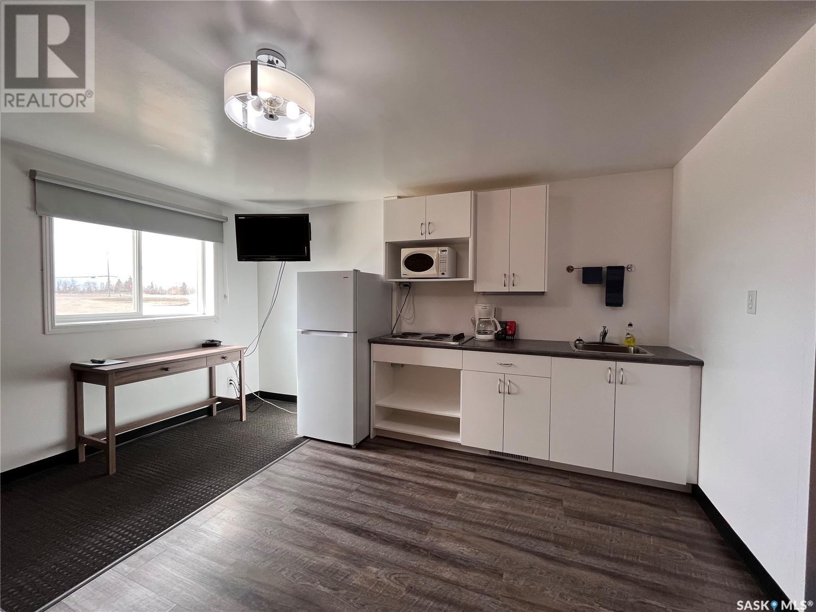 1401 35 Highway S Property Photo 16