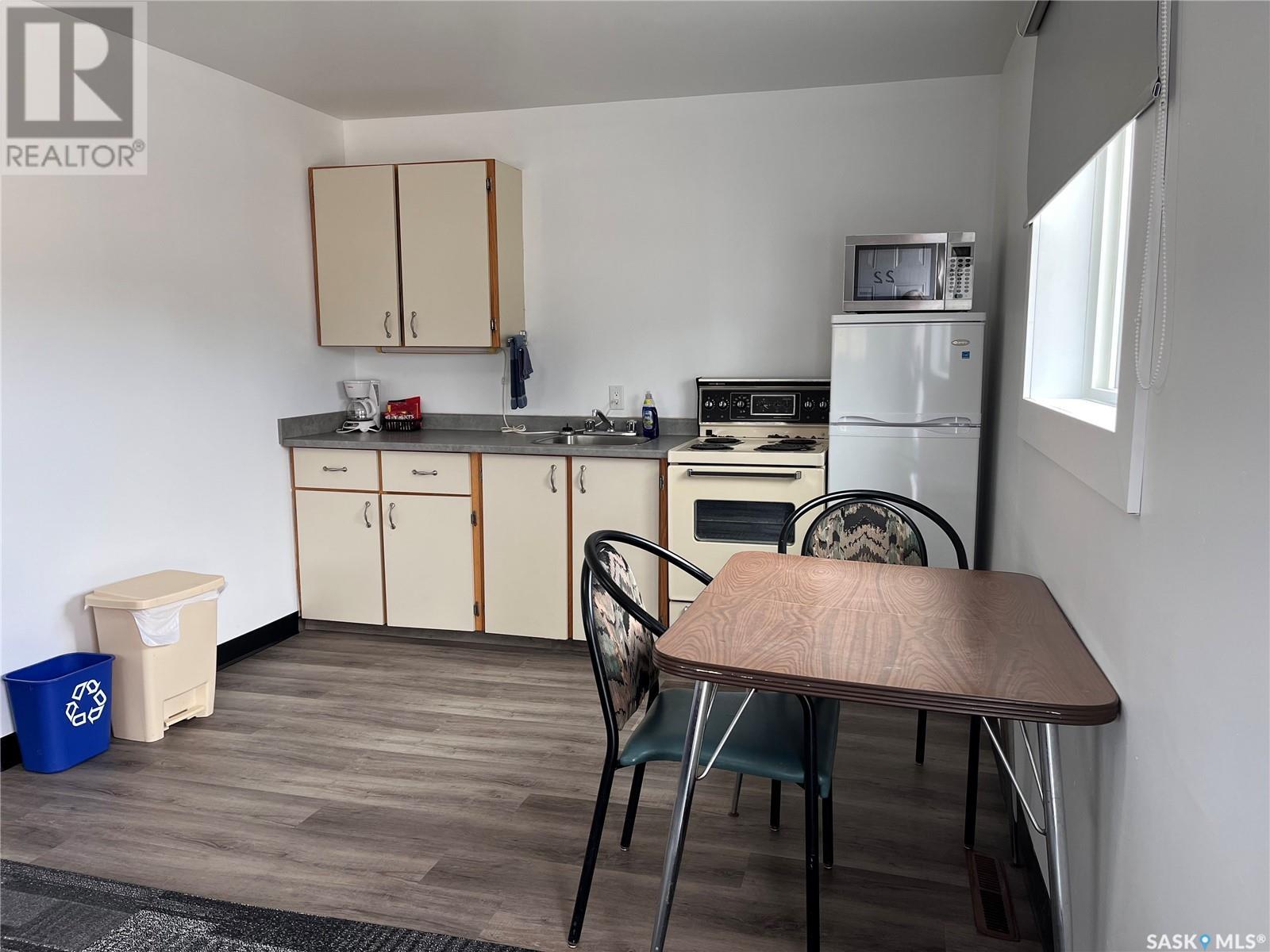 1401 35 Highway S Property Photo 29