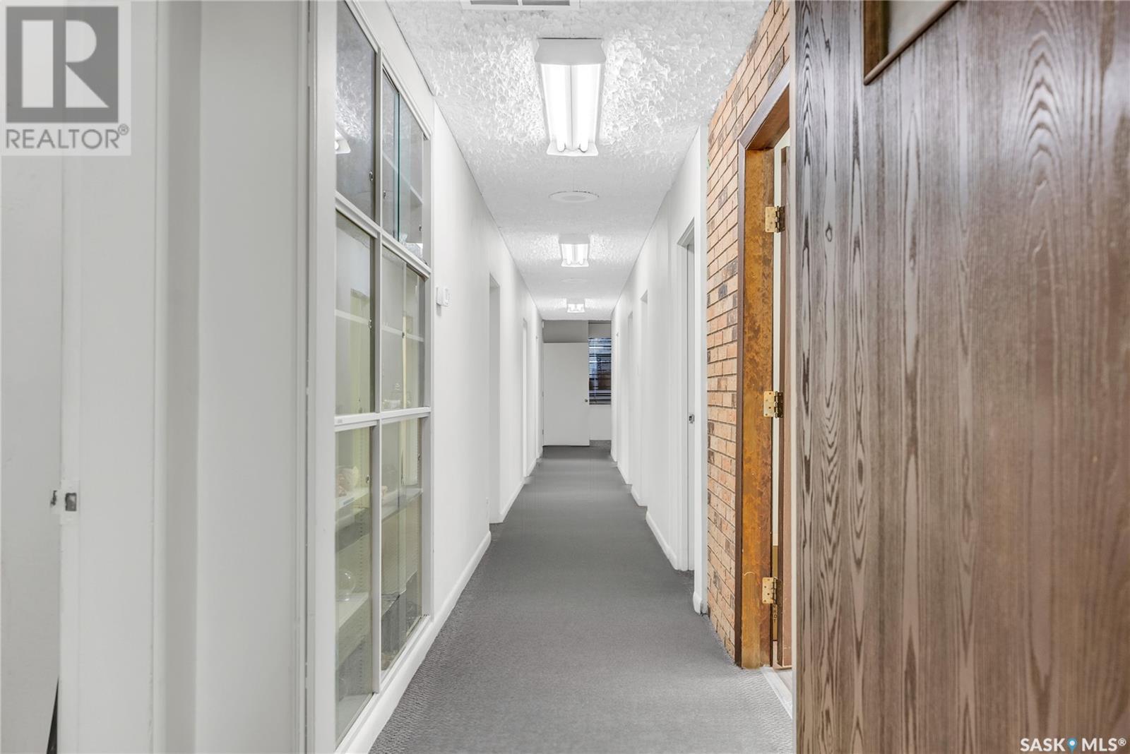 315 20th Street E Property Photo 19