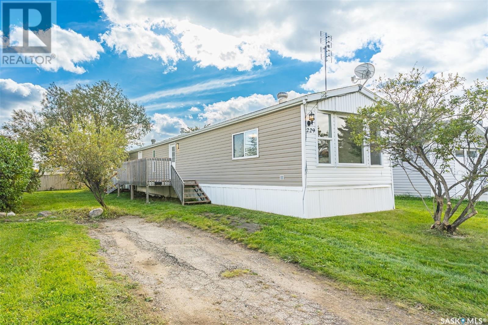 229 Cypress Way Property Photo 1