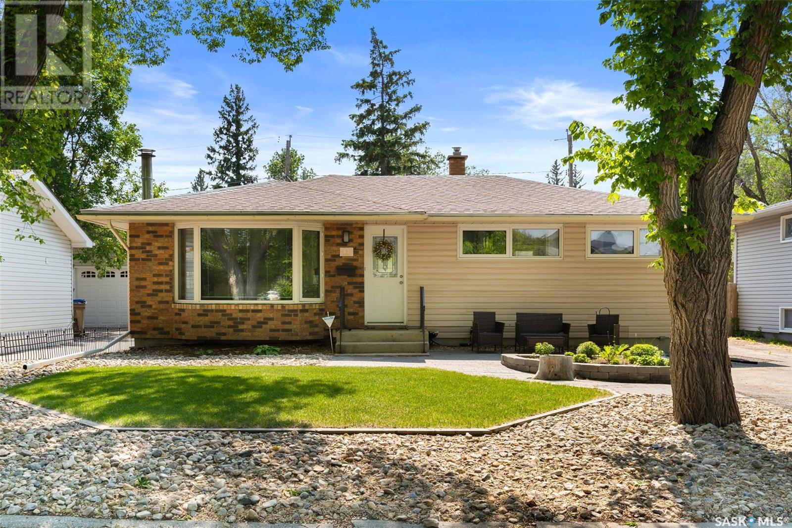 61 Malone Crescent Property Photo 1