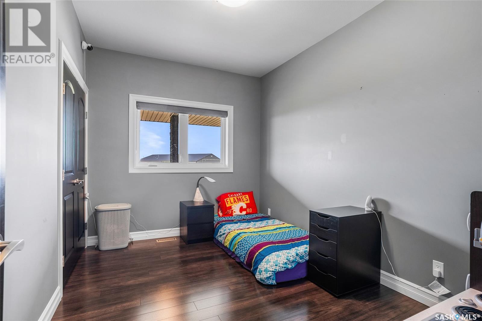 Mount Hope Home Quarter Property Photo 10