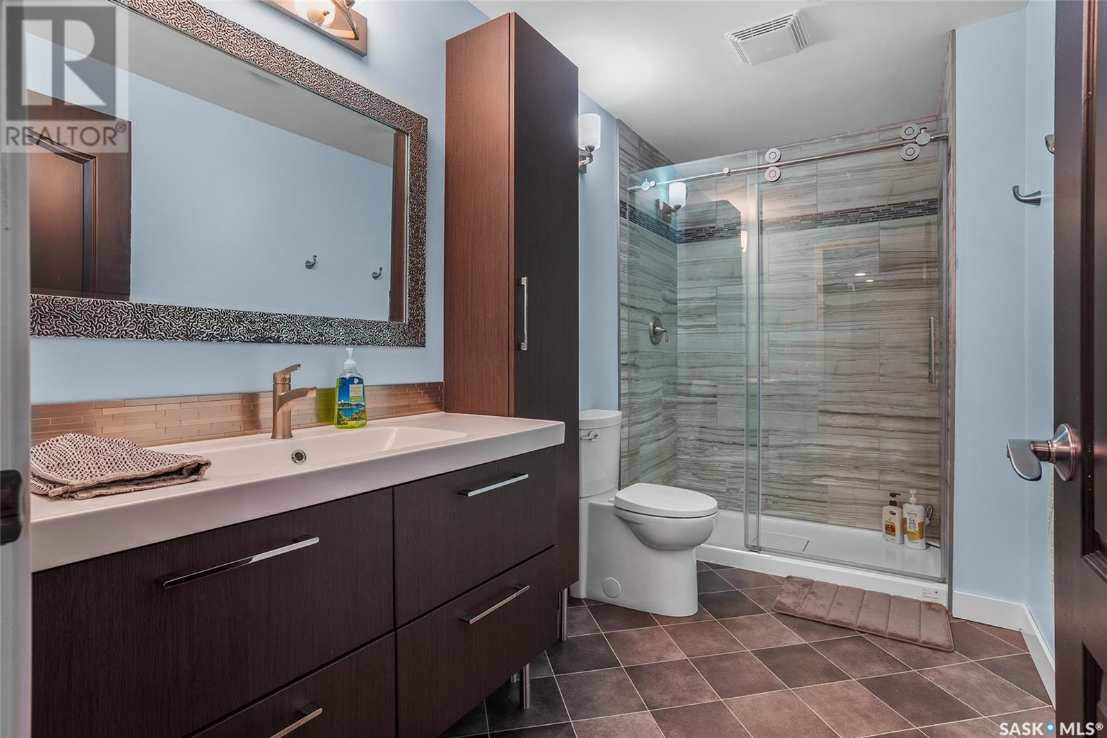 Mount Hope Home Quarter Property Photo 18