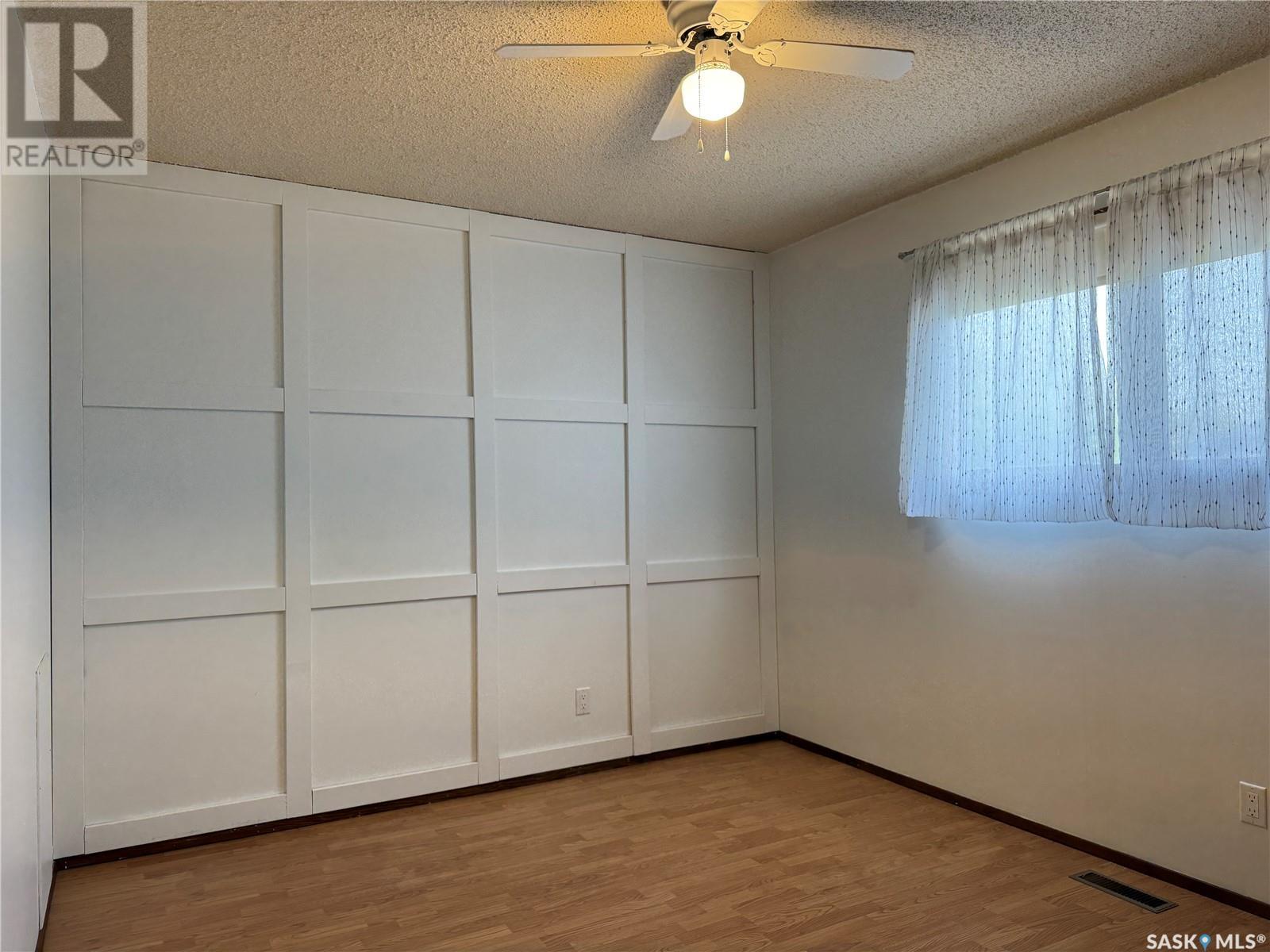 208 7th Street E Property Photo 14