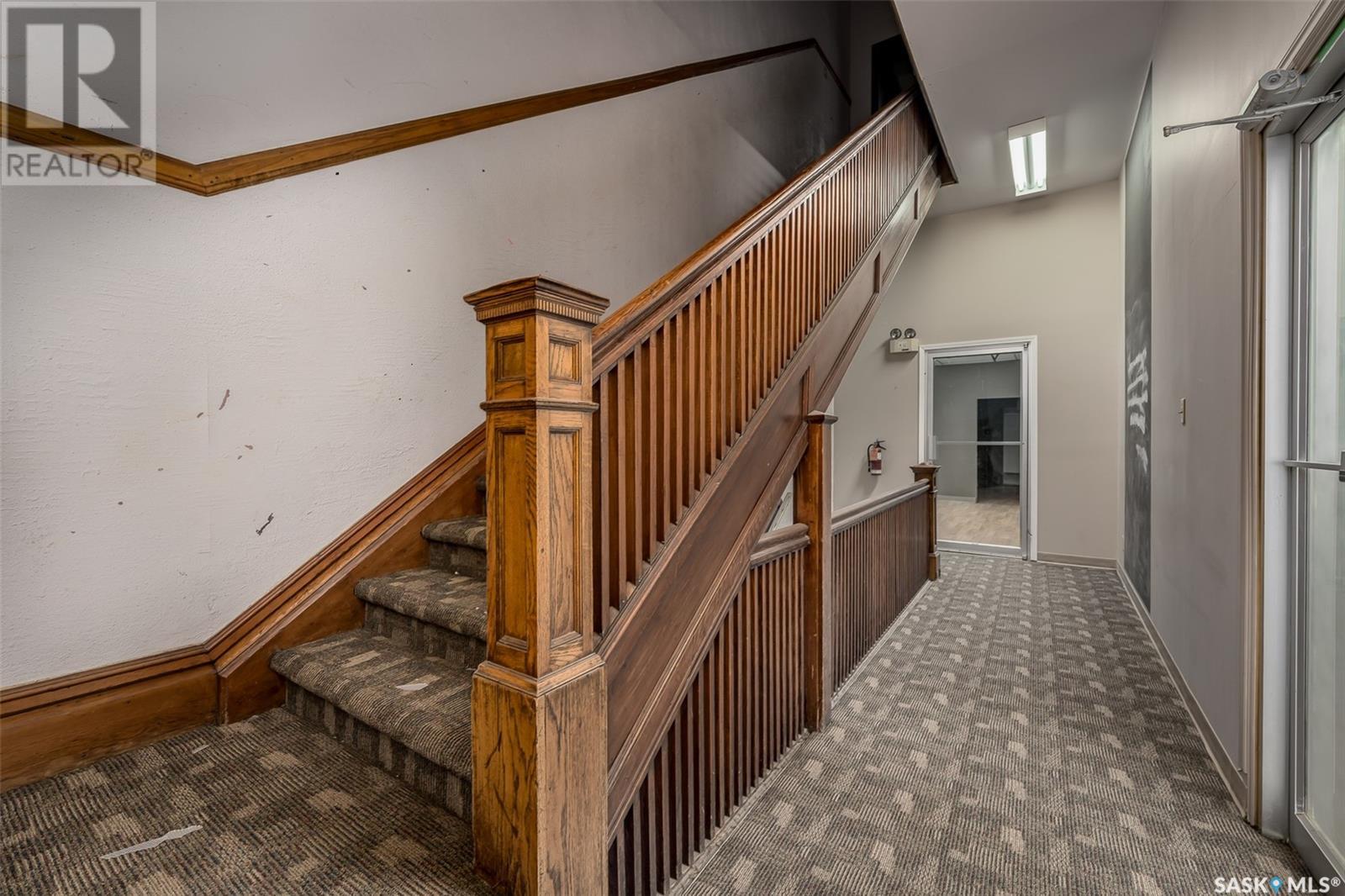 130 Main Street N Property Photo 18