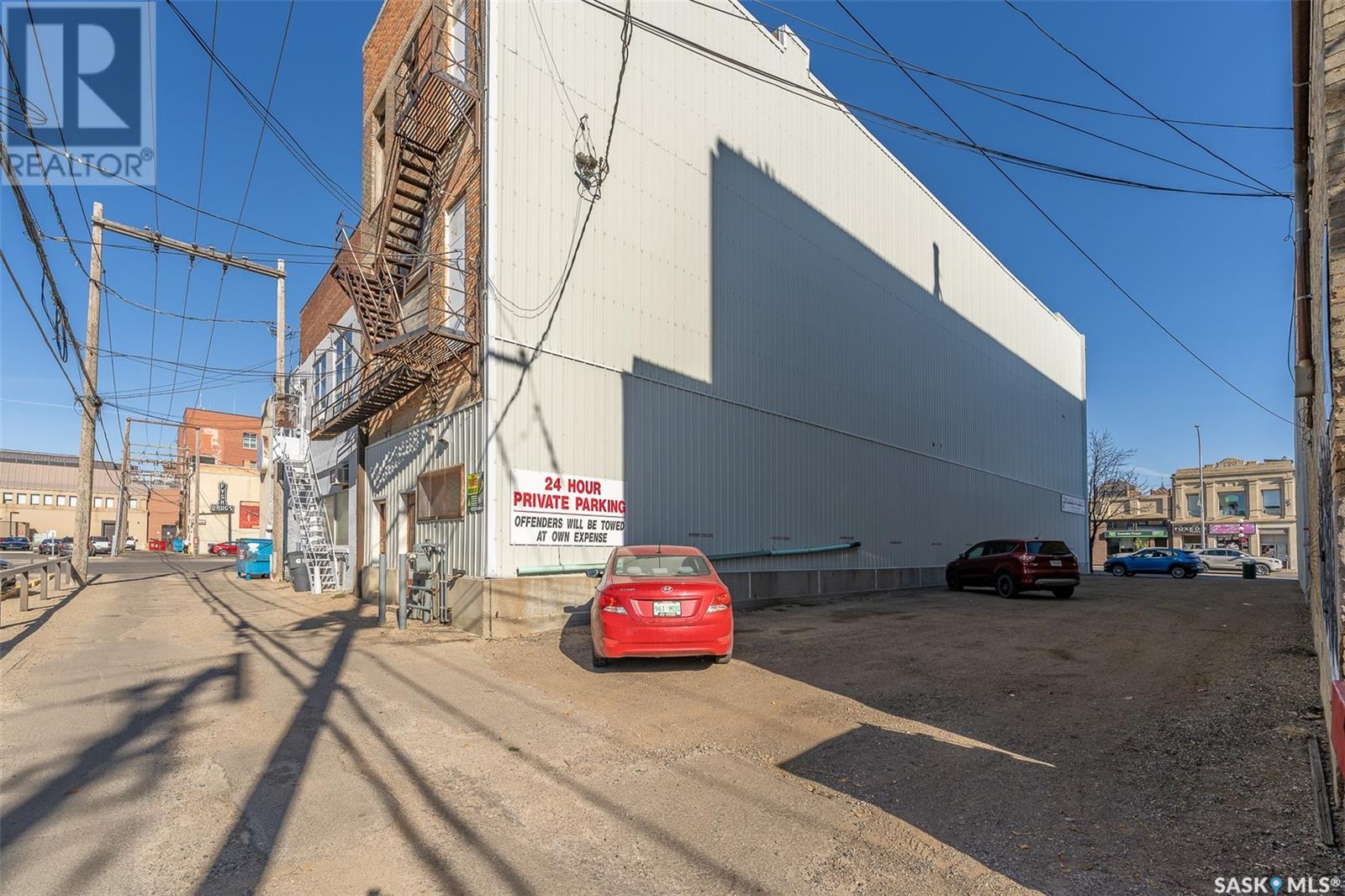 130 Main Street N Property Photo 45