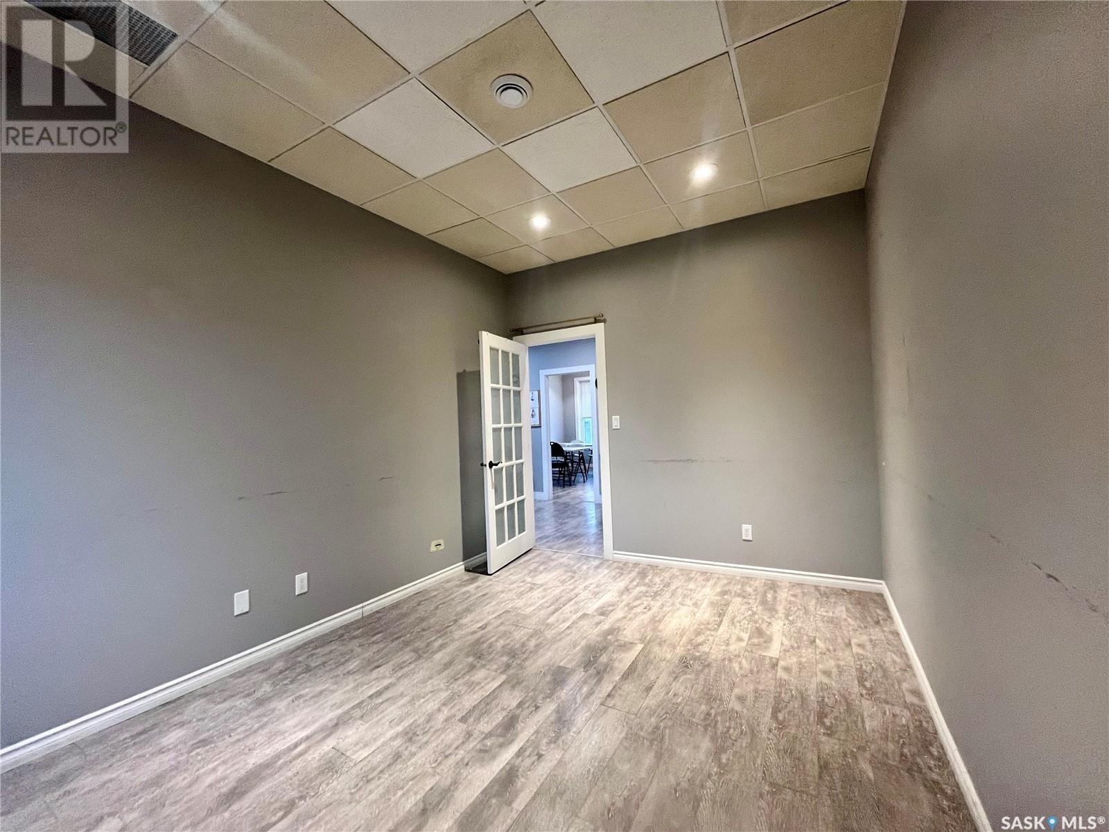 207 419 Willowgrove Square Property Photo 10