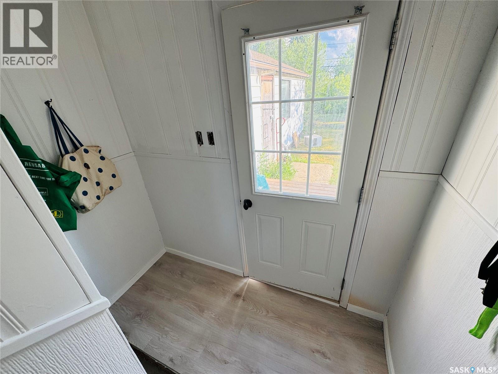 108 7th Avenue W Property Photo 2