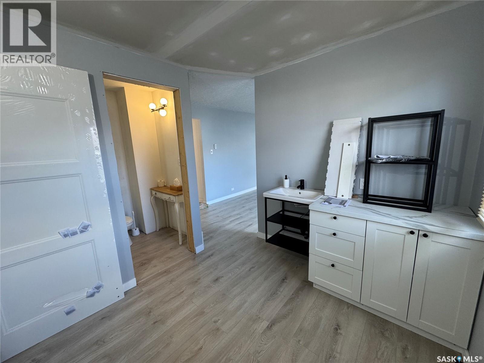 108 7th Avenue W Property Photo 9