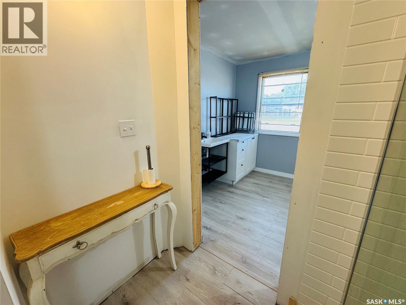 108 7th Avenue W Property Photo 11