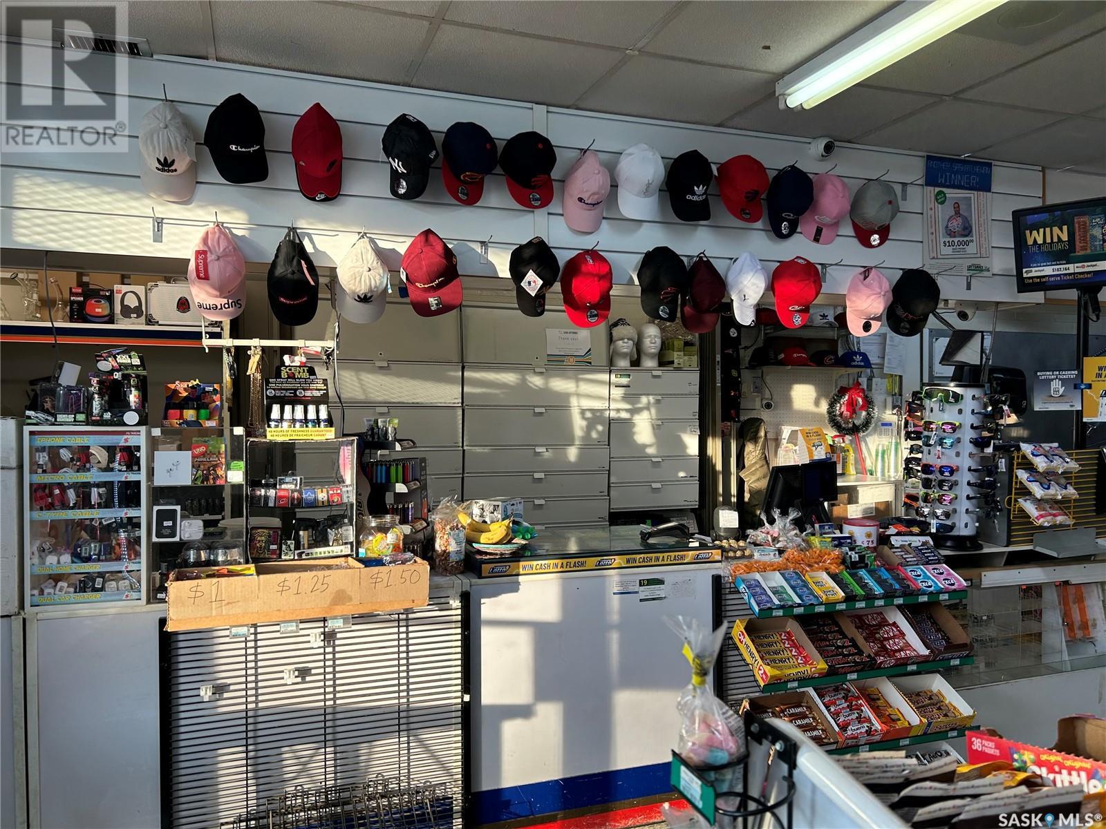 1702 Thompson Crescent Property Photo 4