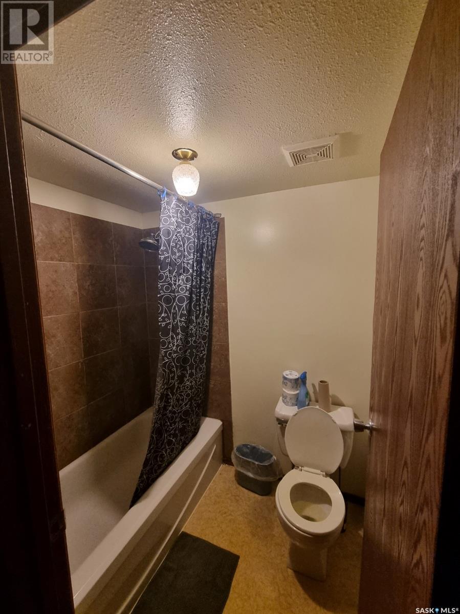 102 9th Street W Property Photo 12