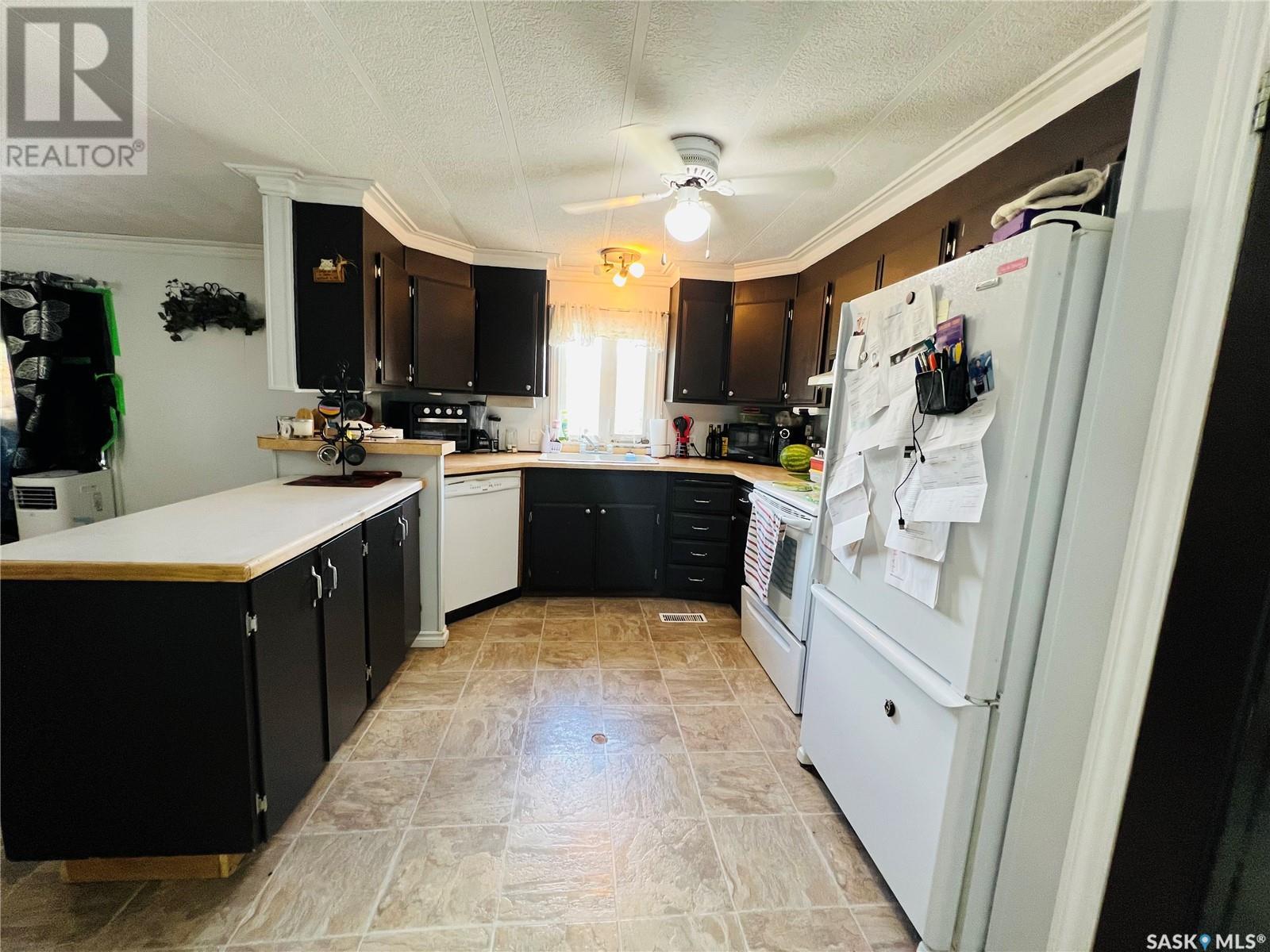 #28 - 701 11th Avenue Nw Property Photo 5