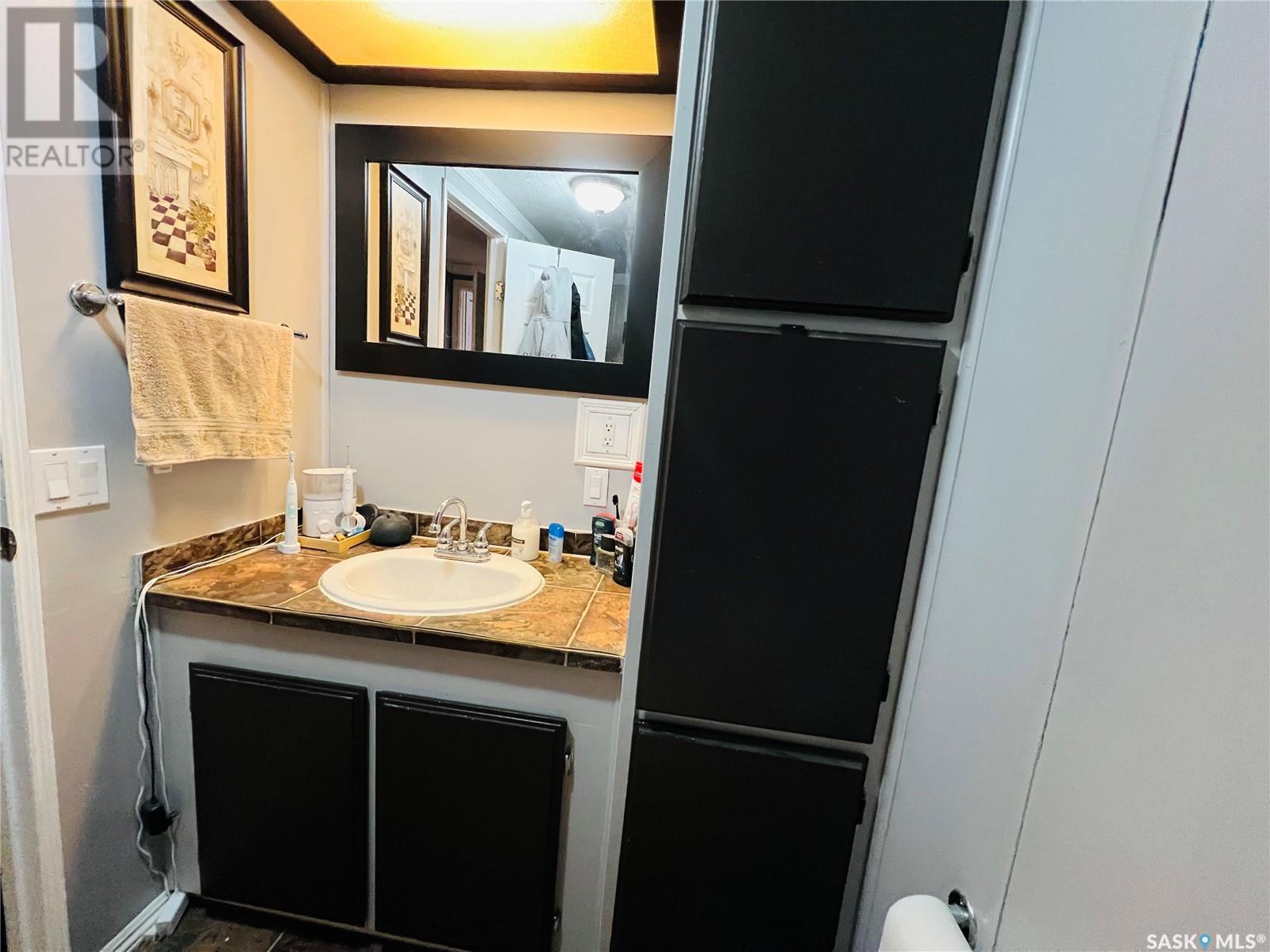 #28 - 701 11th Avenue Nw Property Photo 21