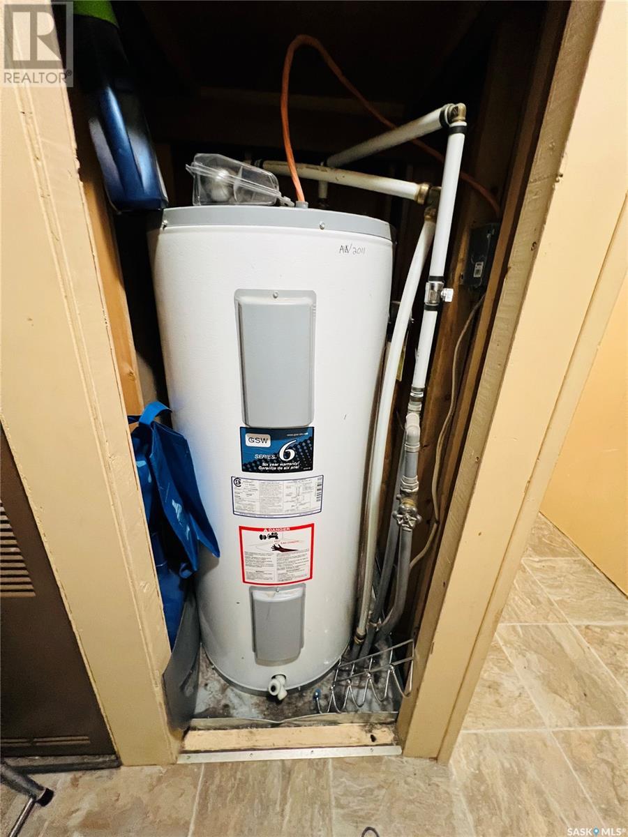 #28 - 701 11th Avenue Nw Property Photo 26