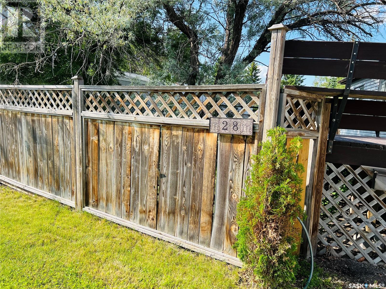 #28 - 701 11th Avenue Nw Property Photo 29