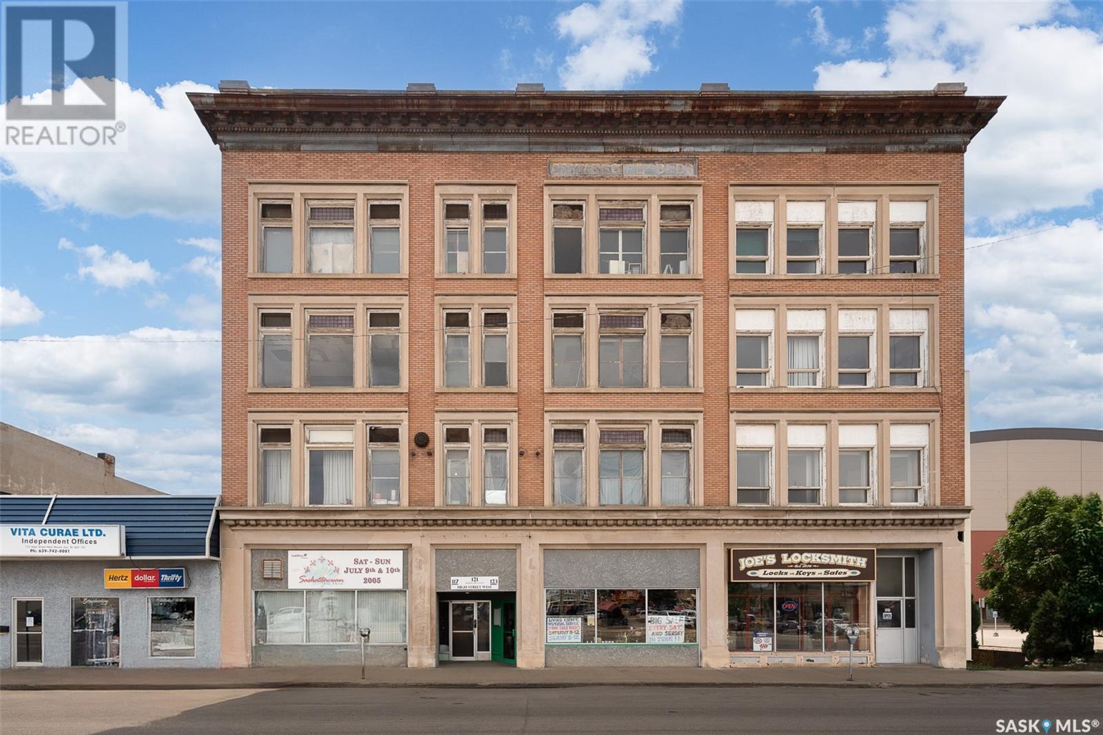 117-123 High STREET W Property Photo 1