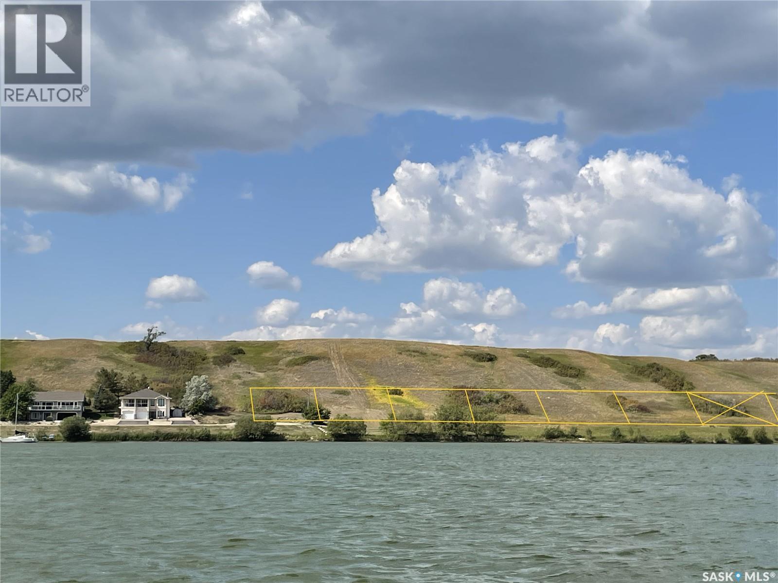 29 Pelican Pass Property Photo 4