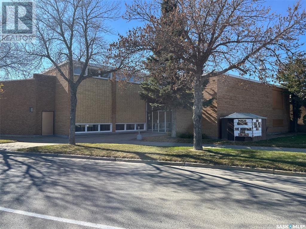 428 Souris AVENUE Property Photo 1