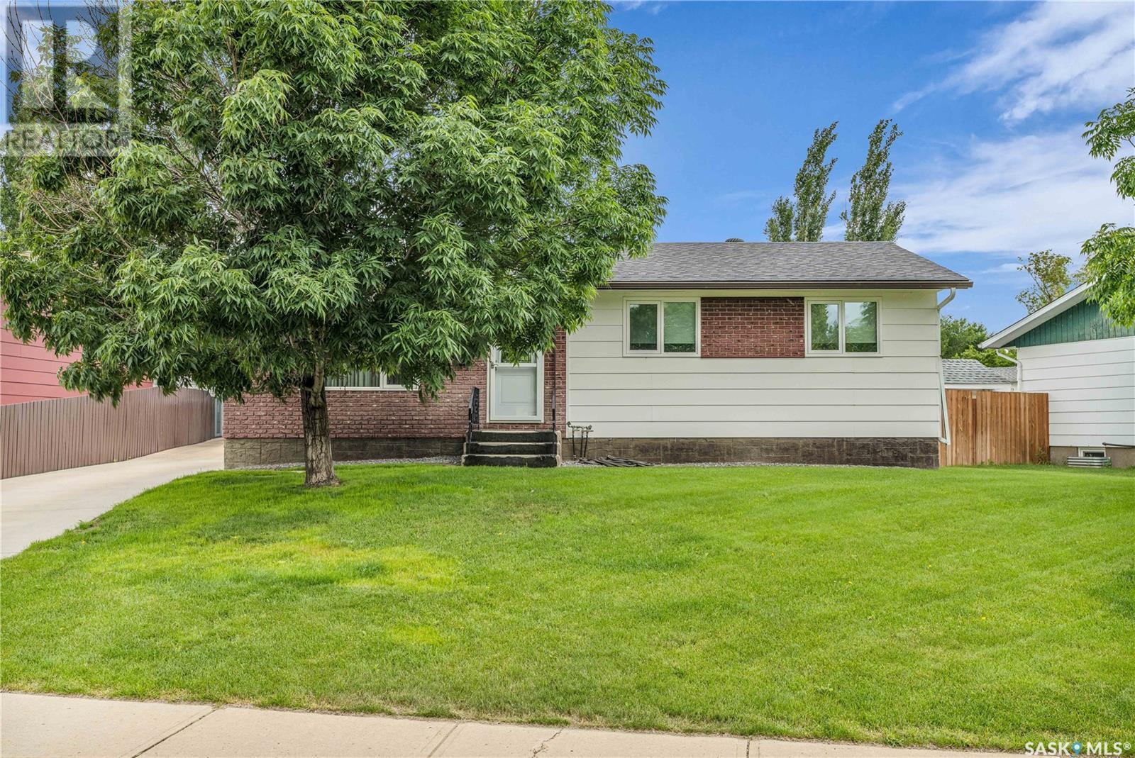 9025 Abbott Avenue Property Photo 1