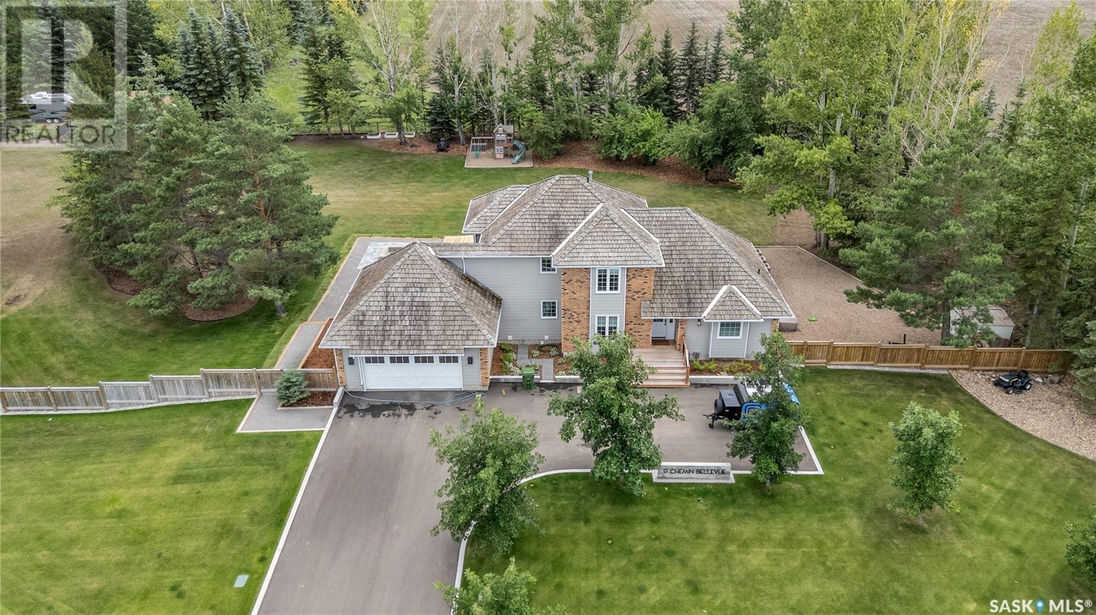 9 Chemin Bellevue Road Property Photo 1