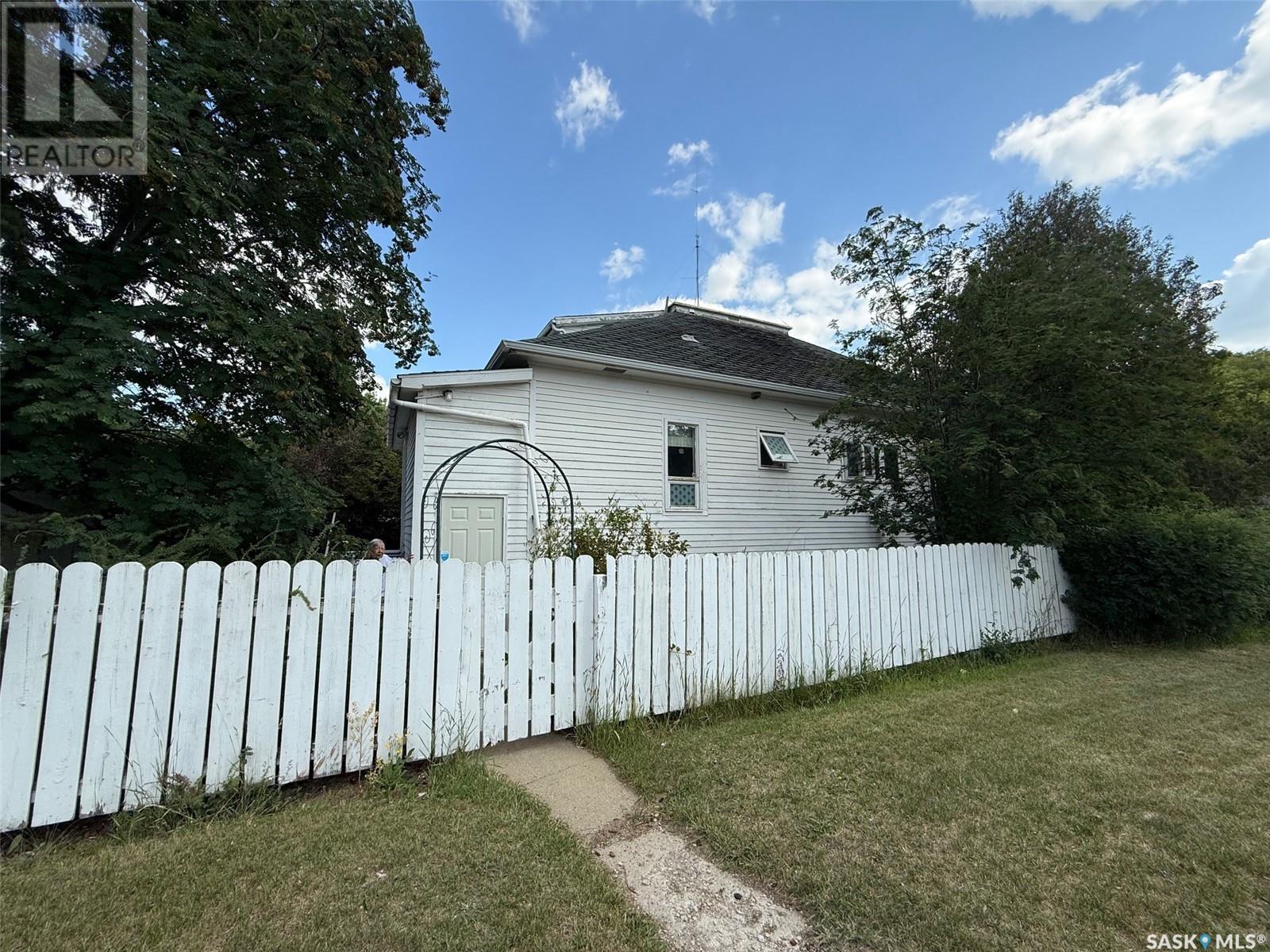 1401 107th Street Property Photo 1
