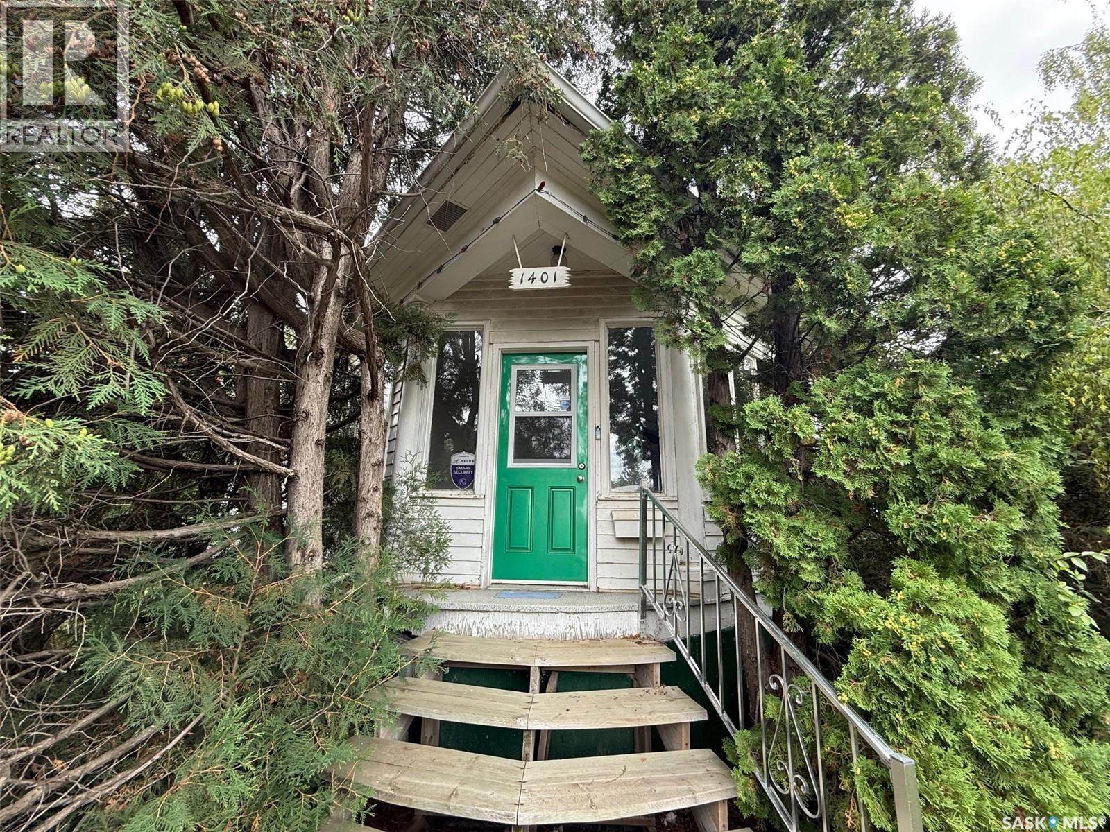 1401 107th Street Property Photo 1