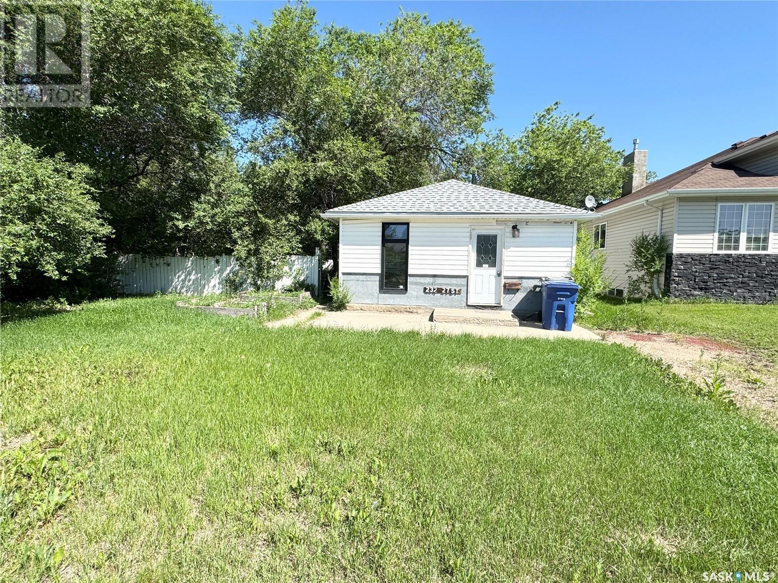 232 27th Street Property Photo 1
