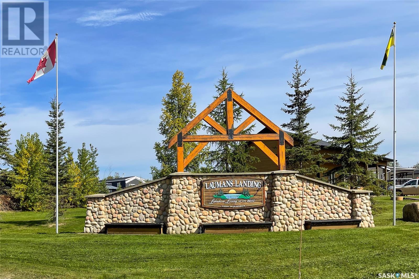 542 Larch Street Property Photo 2