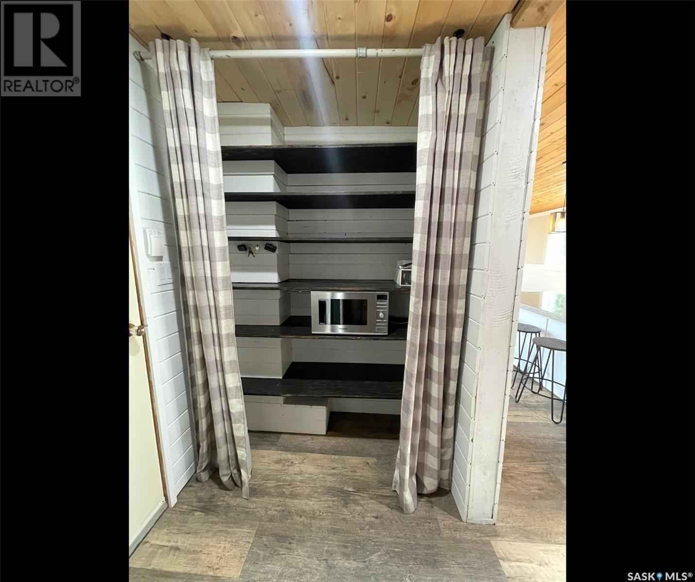 247 Dehavilland Avenue Property Photo 11