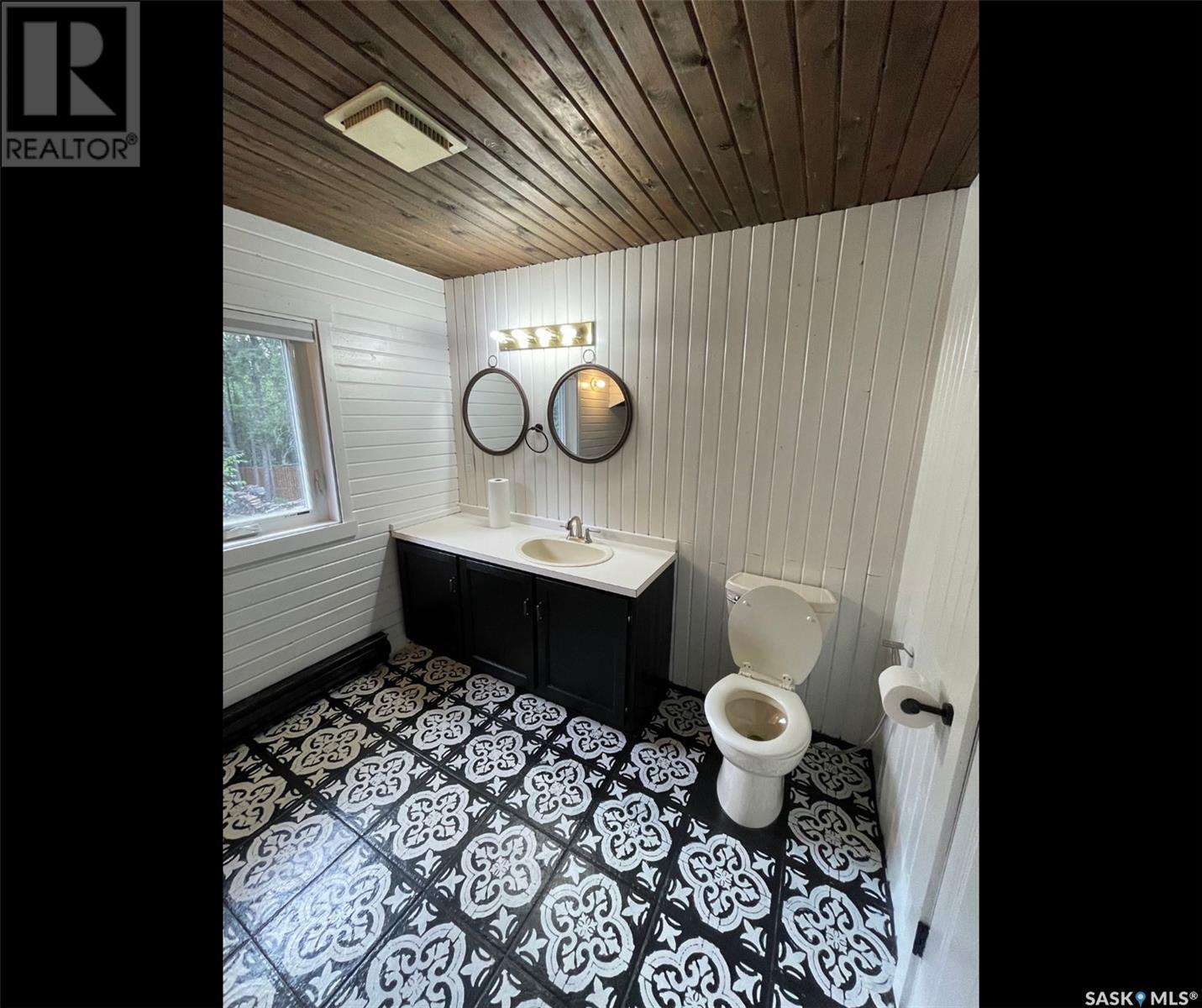 247 Dehavilland Avenue Property Photo 18