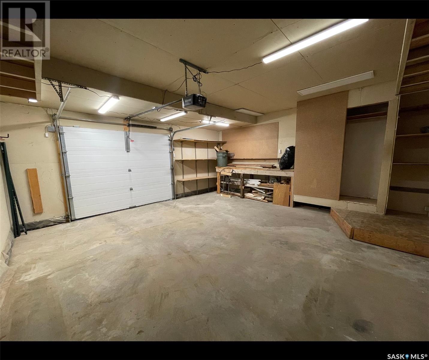 247 Dehavilland Avenue Property Photo 24