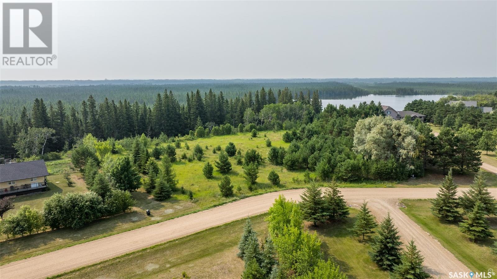 4 Lakeridge Estates Property Photo 17