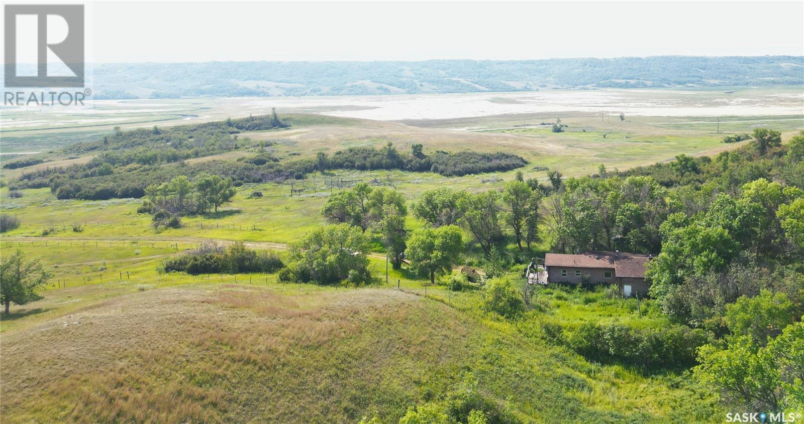 Sorochan Acreage Property Photo 1