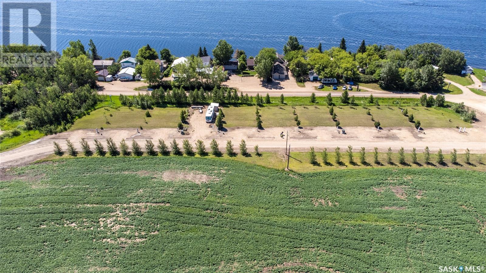 1 Lakepark Road Property Photo 5