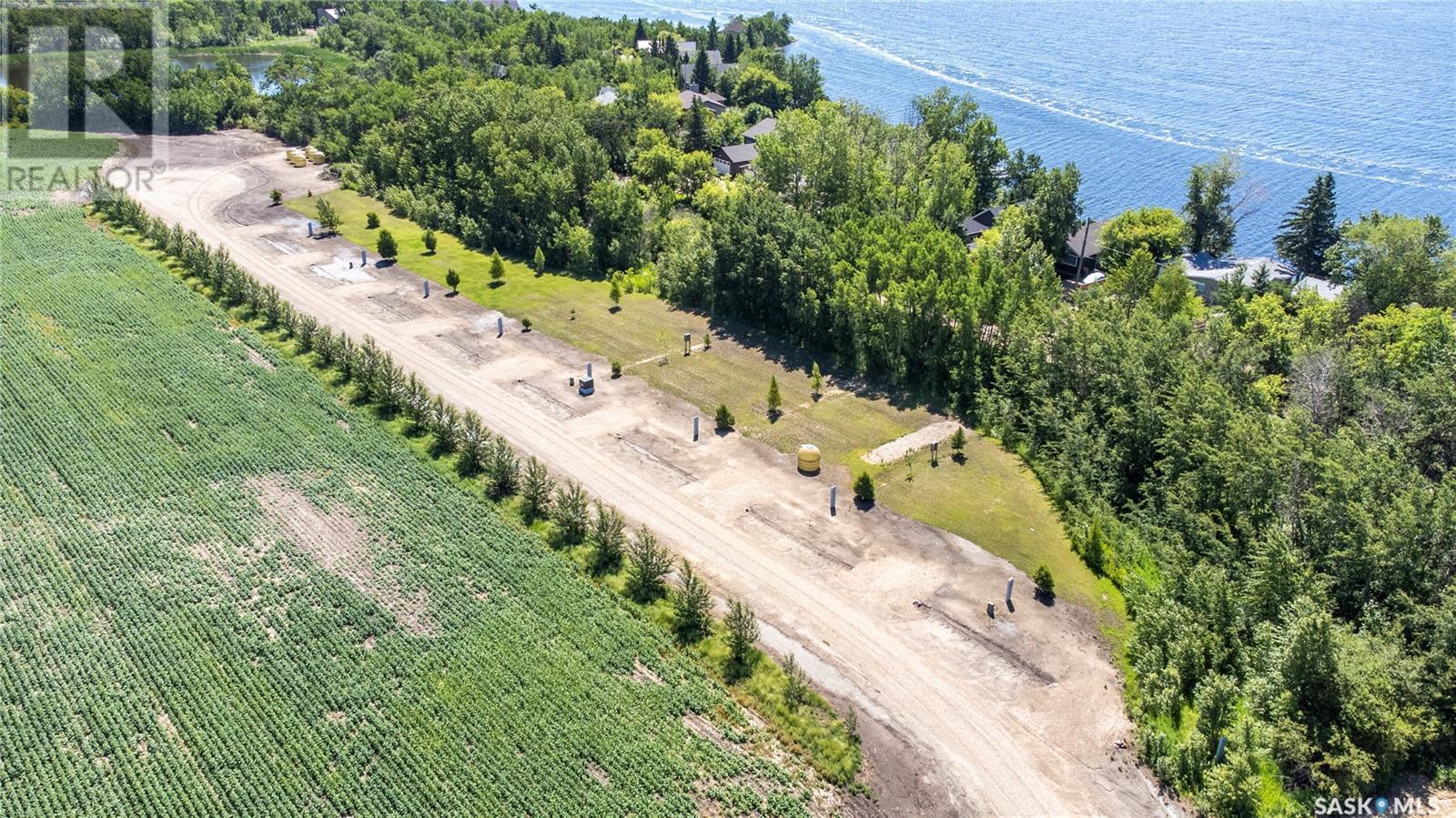 3 Lakepark Road Property Photo 5