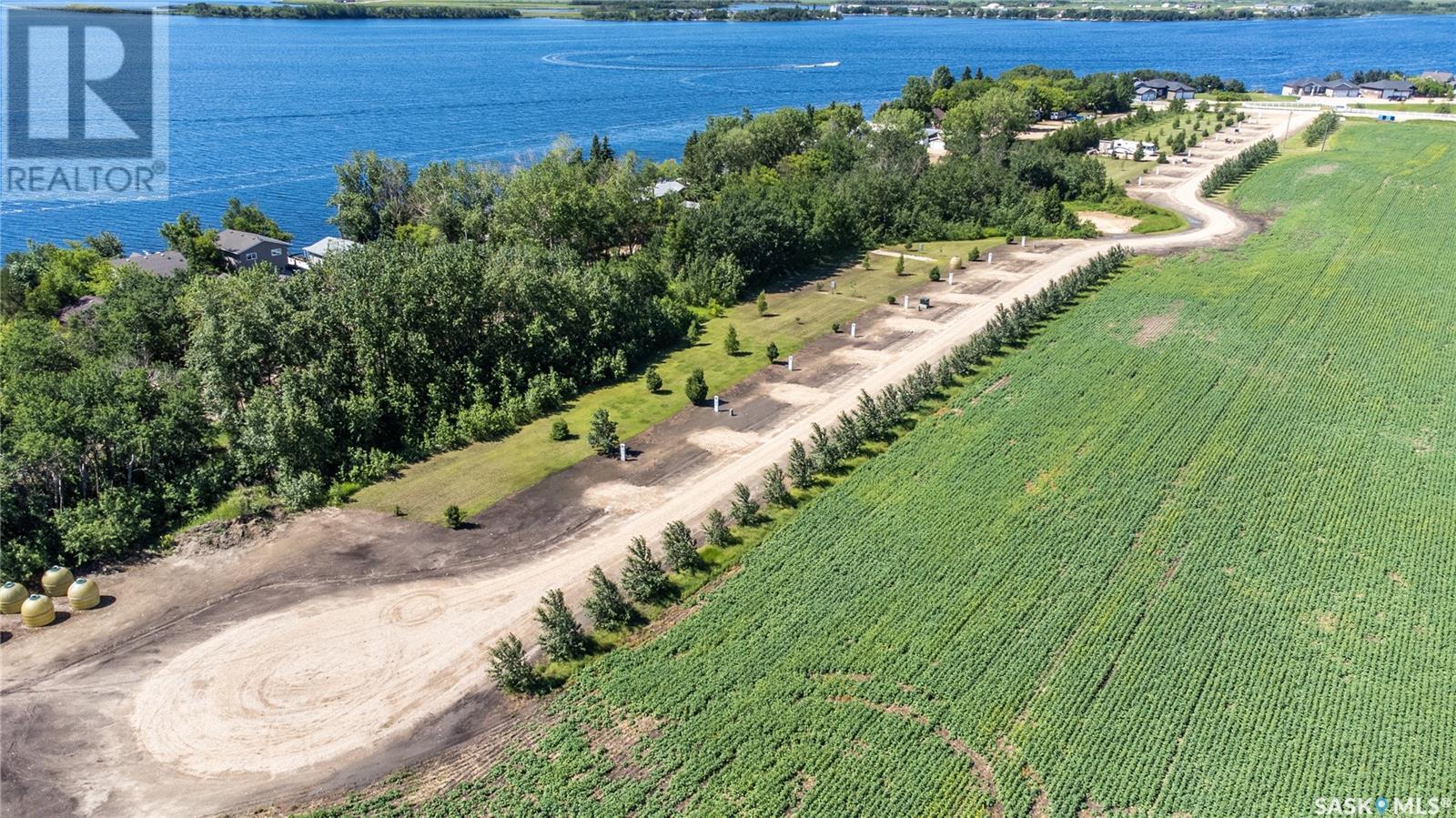 3 Lakepark Road Property Photo 6