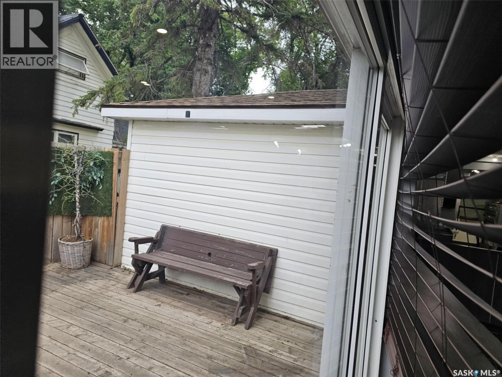601 Grand Avenue Property Photo 8