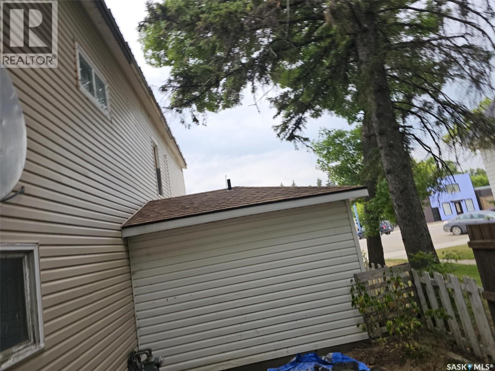 601 Grand Avenue Property Photo 14