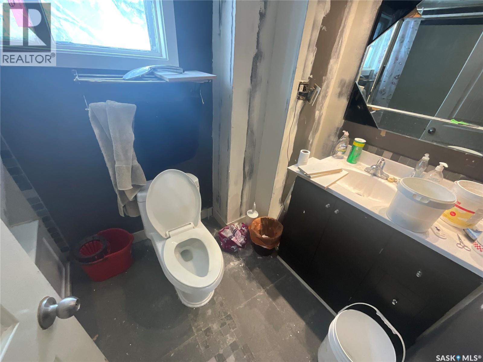 601 Grand Avenue Property Photo 21