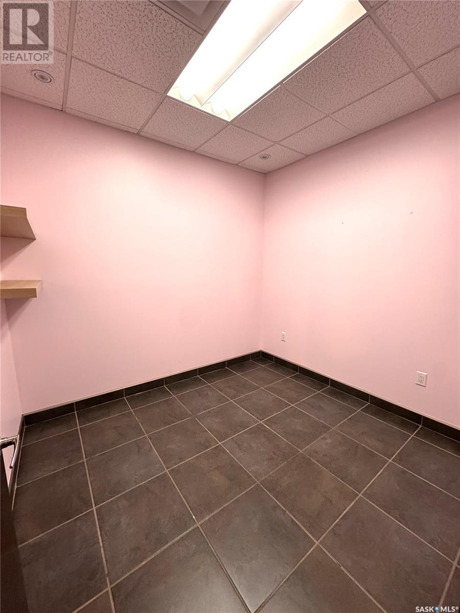 3 419 Kensington Avenue Property Photo 7