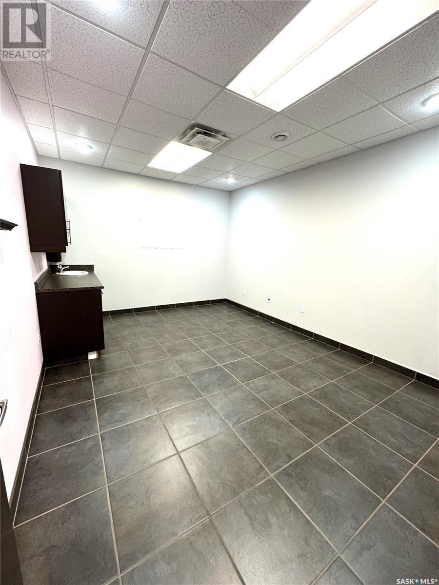 3 419 Kensington Avenue Property Photo 9