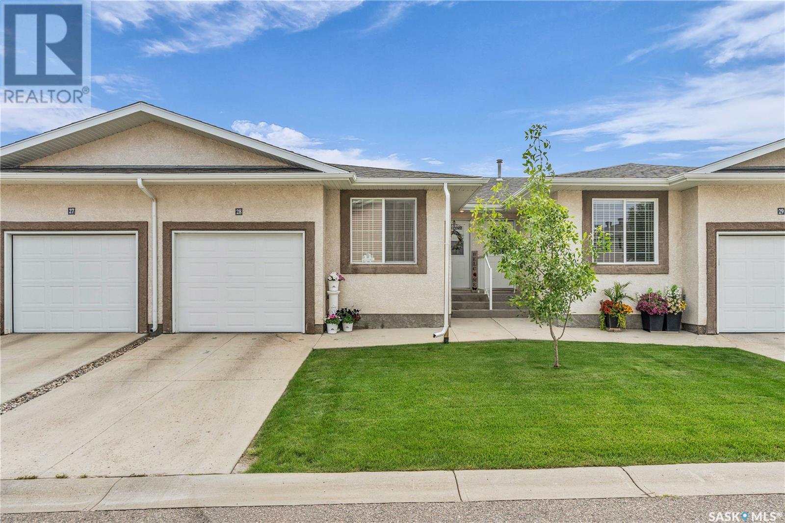 28 2751 Windsor Park Road Property Photo 1