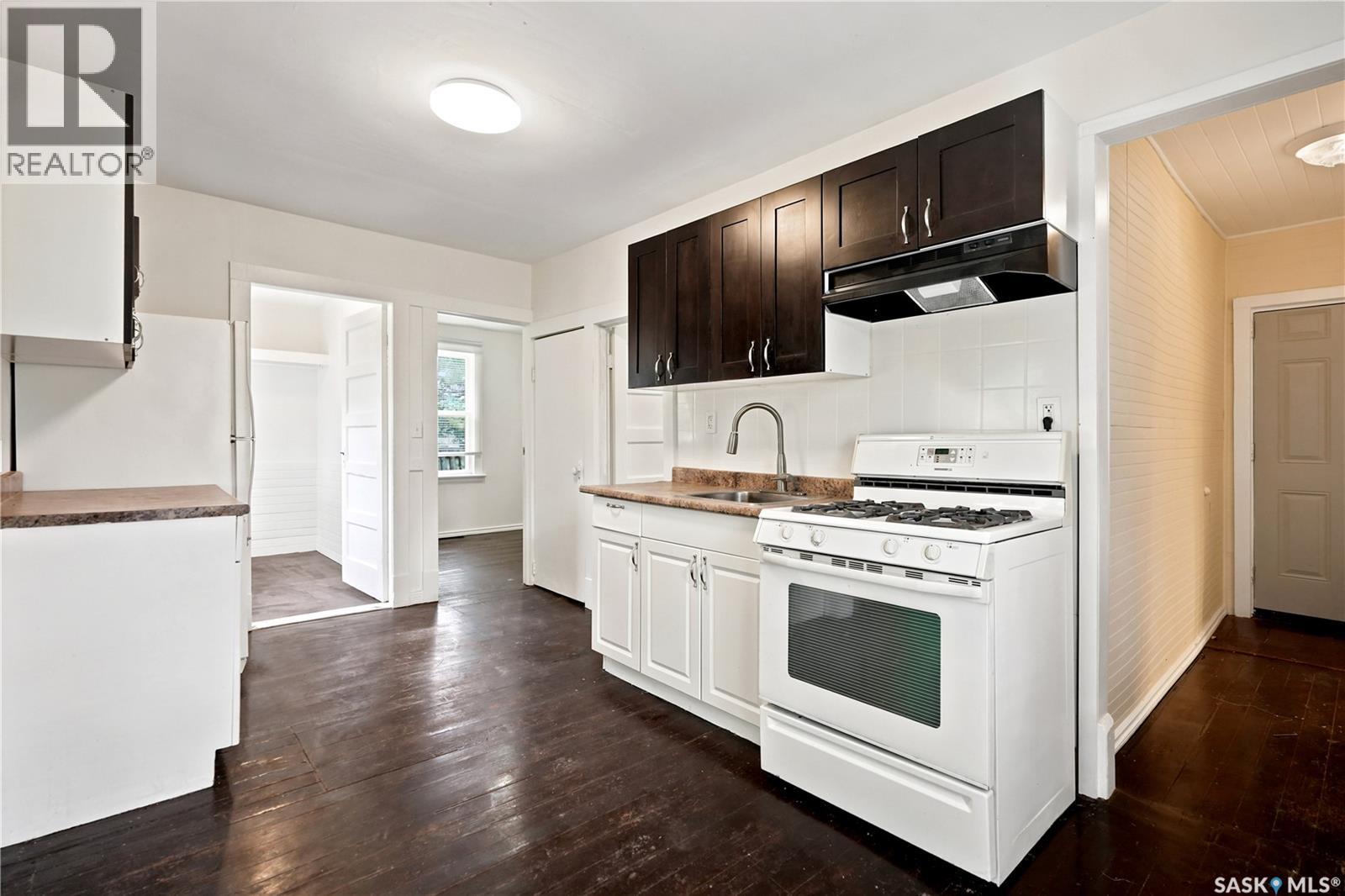 140 1st Avenue Property Photo 7