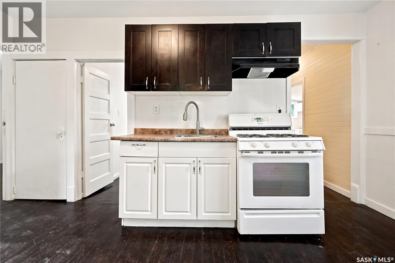 140 1st Avenue Property Photo 10