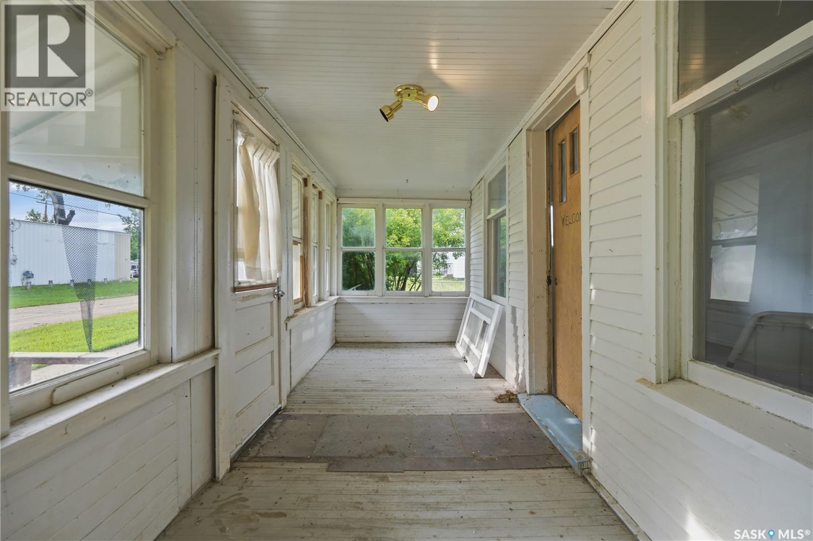 311 3rd Street Property Photo 6