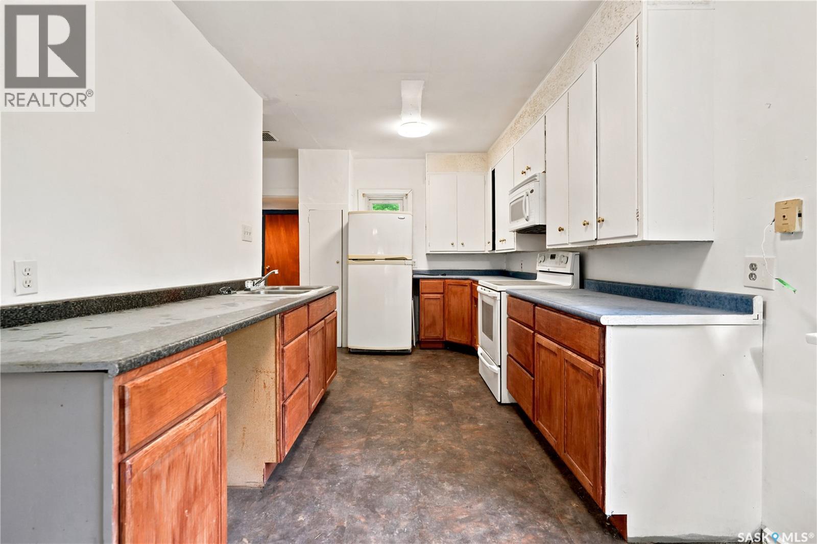311 3rd Street Property Photo 16