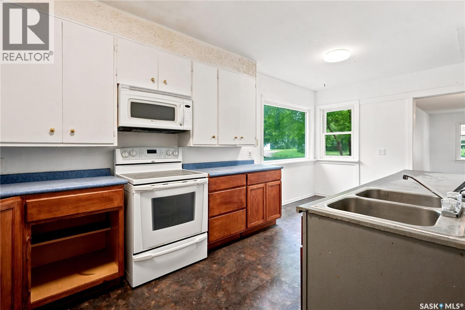 311 3rd Street Property Photo 20