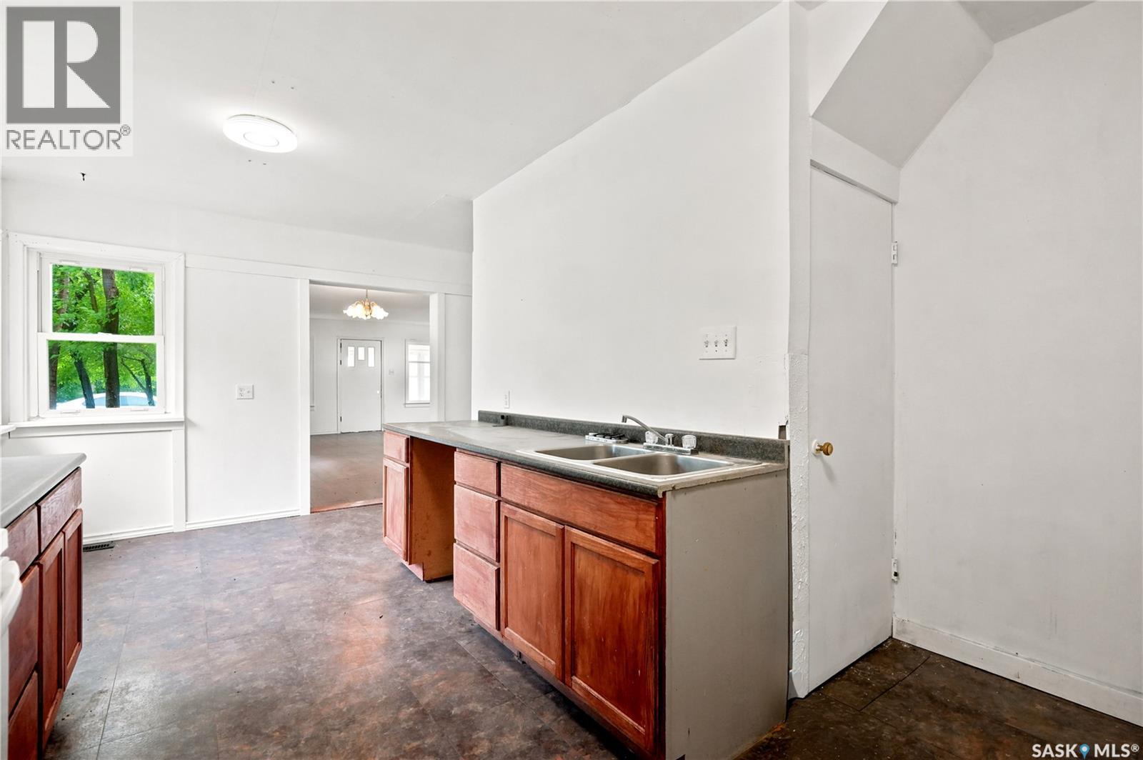 311 3rd Street Property Photo 21